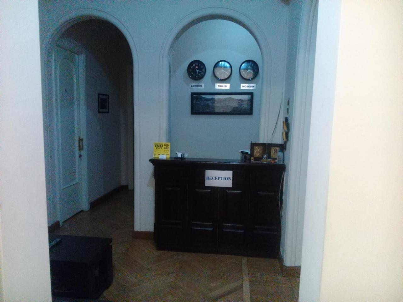 Hotel Nice Тбилиси Екстериор снимка